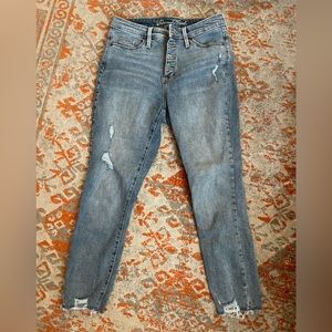 Universal Thread high rise, skinny distressed crop jeans, size 6